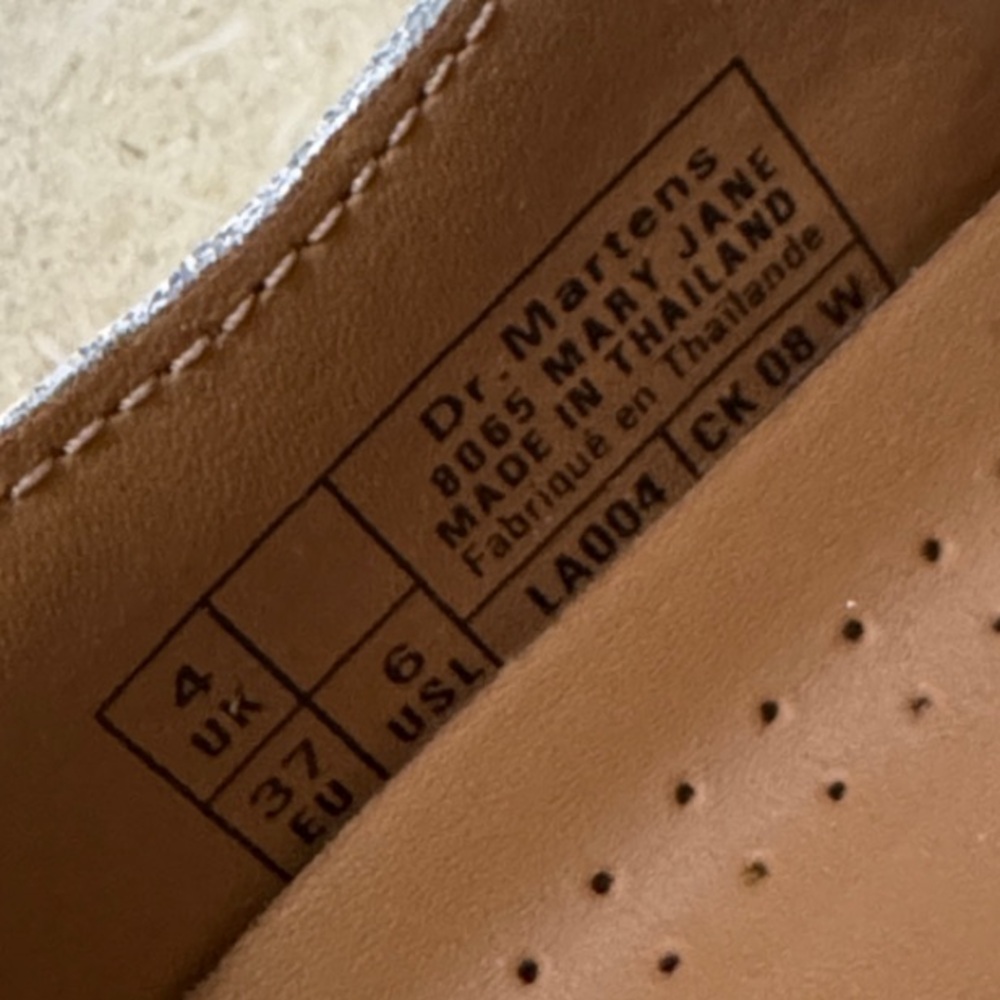 NWT  Dr. Martens 8065 Smooth Leather Mary Jane Shoes - Picture 9 of 15